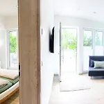 Modernes Ferienhaeuschen Am Zeulenrodaer - Terrasse, Klimaanlage & Fussbodenheizung * Zeulenroda-Triebes