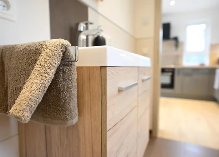 Ferienhaeuschen Am See, Neu Gebaut, Klimatisiert Und Beheizbar Apartman Zeulenroda-Triebes